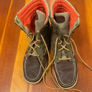 Sperry boat shoe boot